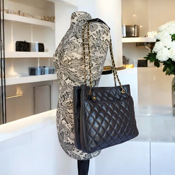 CHANEL Shopper Bag Double Chain Quilted Black Lambskin Large Tote CC Authentic - Picture 3 of 16